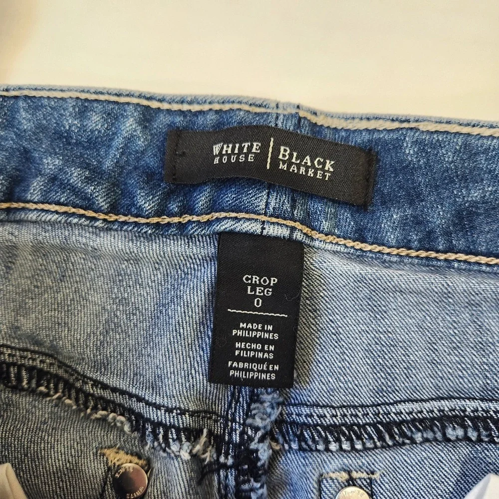 White House Black Market Straight Leg Crop Distressed Denim Jeans 0 Blue Sequins